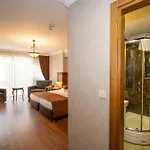 Blisstanbul Hotel 4*